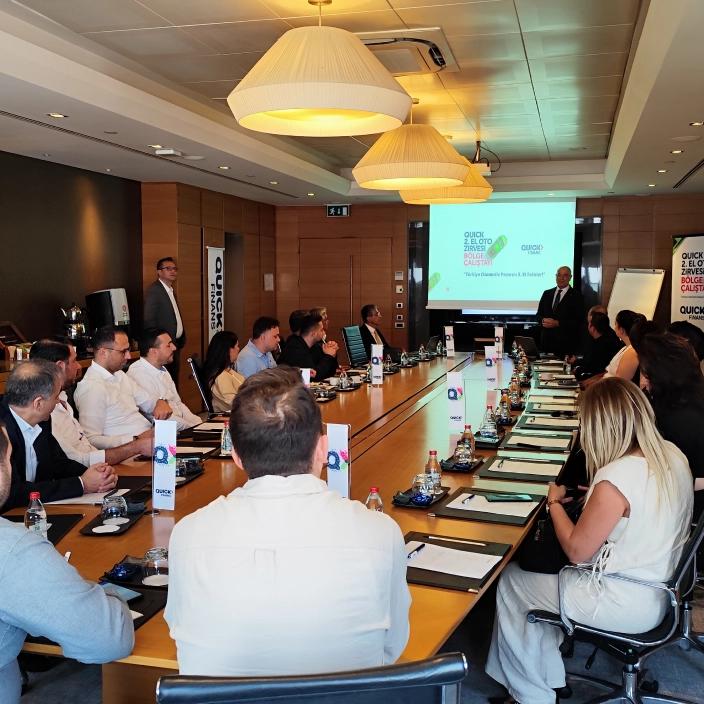 Quick Finans 2. El Oto Zirvesi Ege Bölge Çalıştayı Sektörün Önde Gelen Temsilcilerinin katılımı ile İzmir’de Toplandı